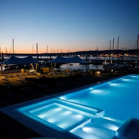 Vitamaris Wellness & Апартаменты Муджа