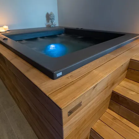 Vitamaris Wellness & Апартаменты *